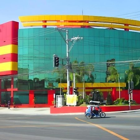 Hotel Sogo Tarlac Экстерьер фото