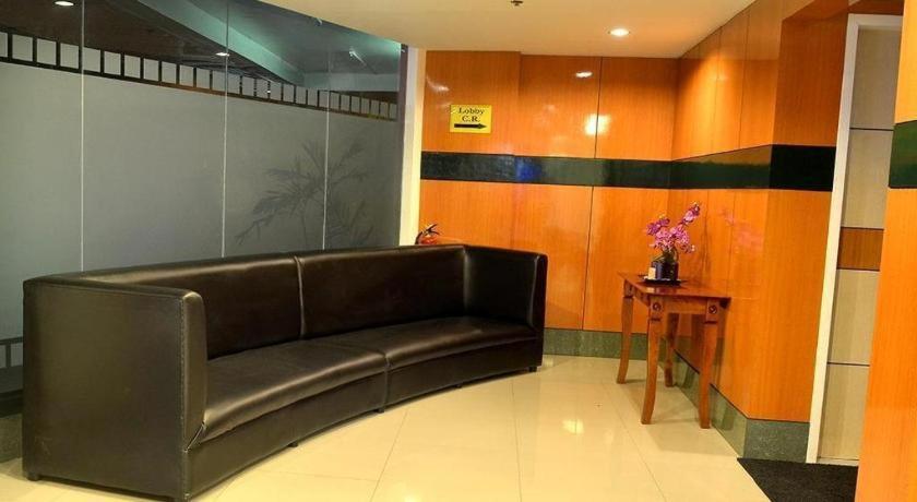 Hotel Sogo Tarlac Экстерьер фото