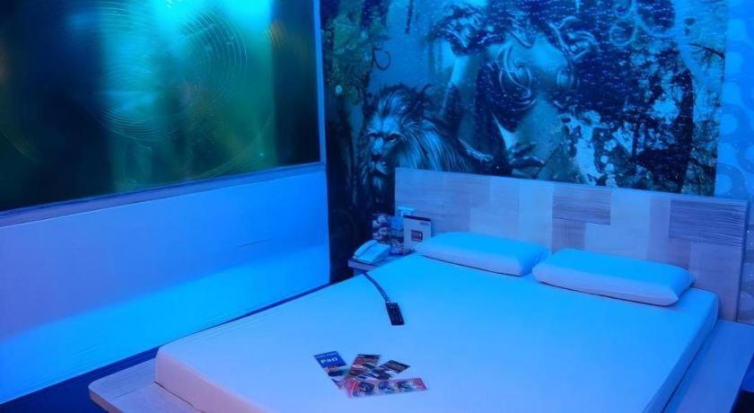 Hotel Sogo Tarlac Экстерьер фото