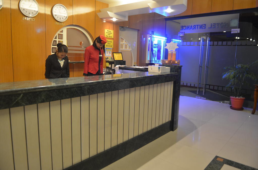 Hotel Sogo Tarlac Экстерьер фото
