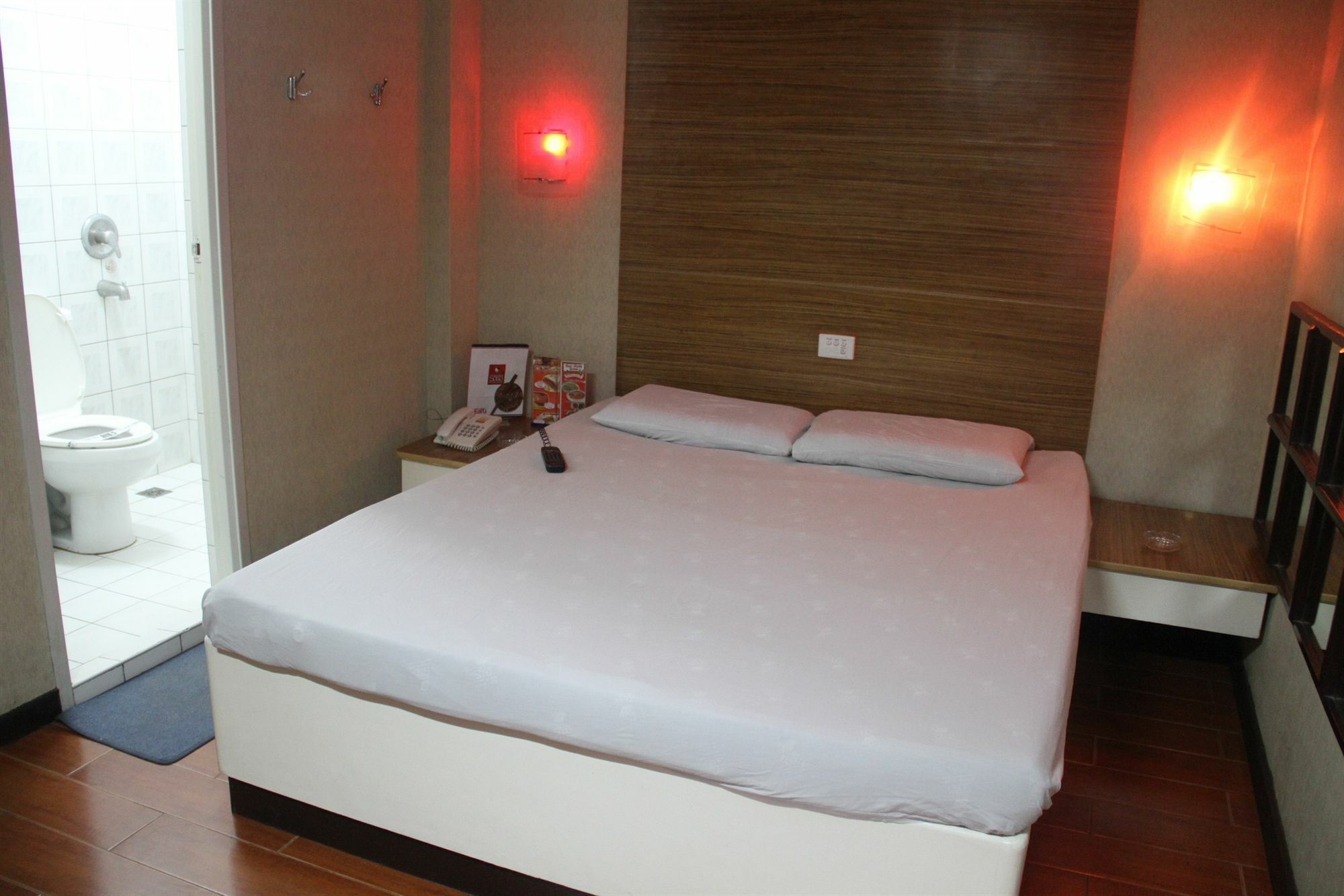 Hotel Sogo Tarlac Экстерьер фото